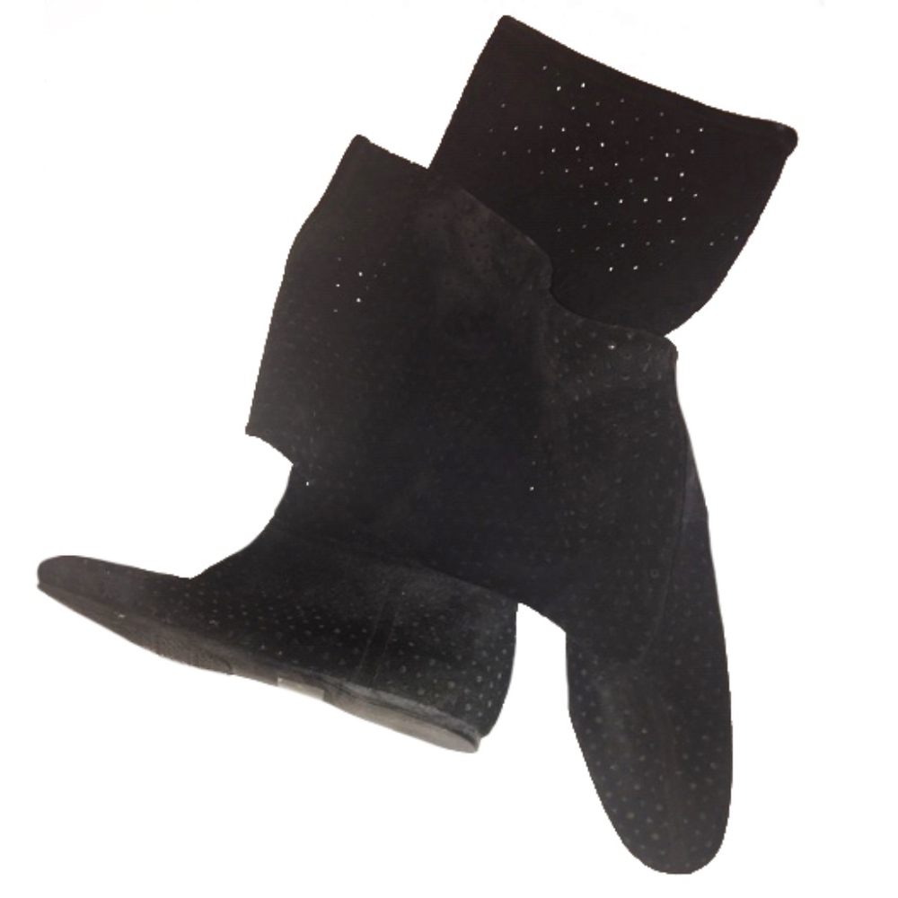 LAST CHANCE! 🌸 BLACK Suede / Leather Boots